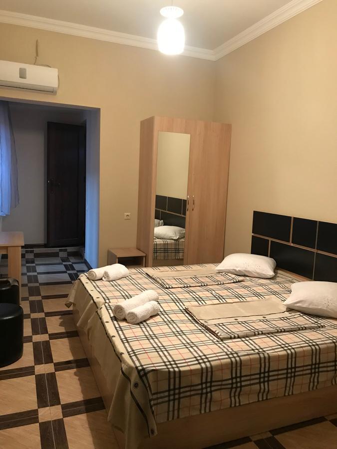 Holiday House Batumi Exterior photo