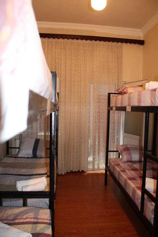 Holiday House Batumi Exterior photo
